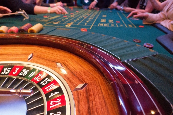 The evolution of casino games: from land-based to online platforms
